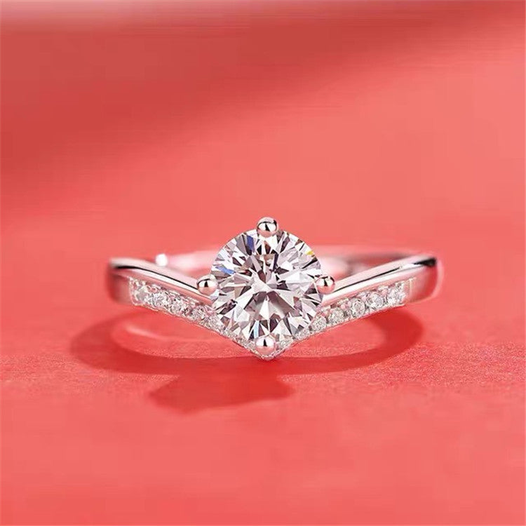 MOISSANITE ENGAGEMENT RING, ROUND CUT 1.00CT, CLASSIC FOUR CLAW SETTING,Synthetic diamonds