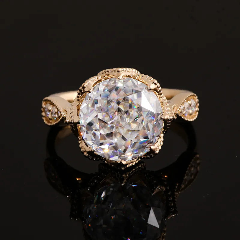 10K-18K , Luxury Design Petal Jubilee Cut Moissanite Rings