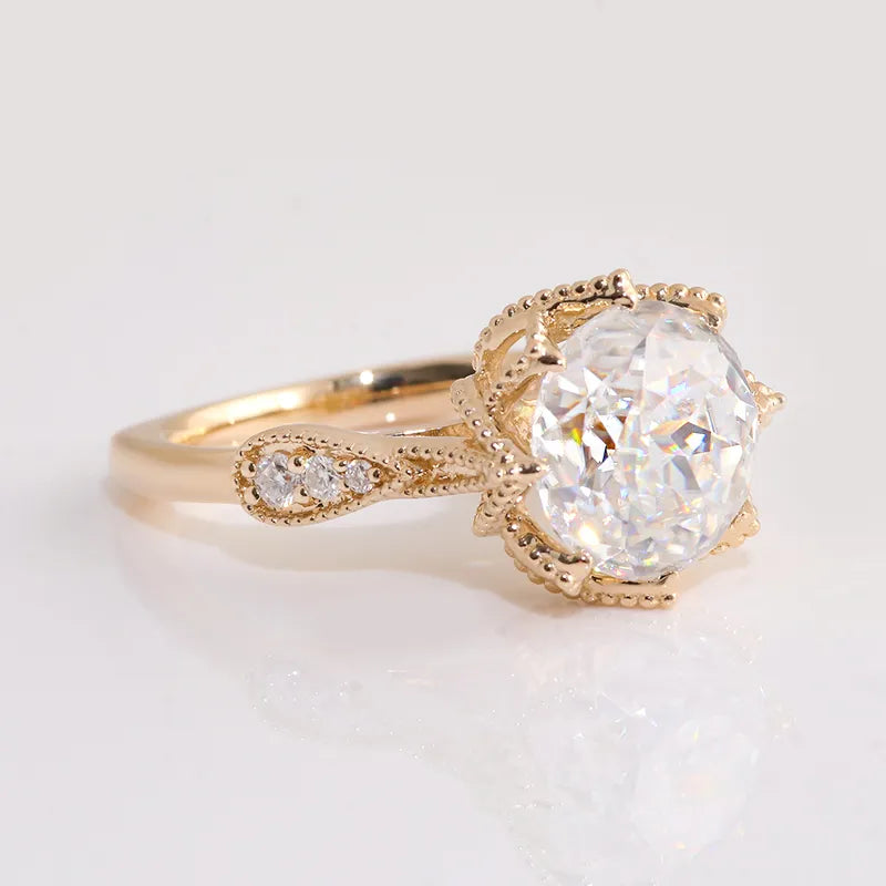 10K-18K , Luxury Design Petal Jubilee Cut Moissanite Rings