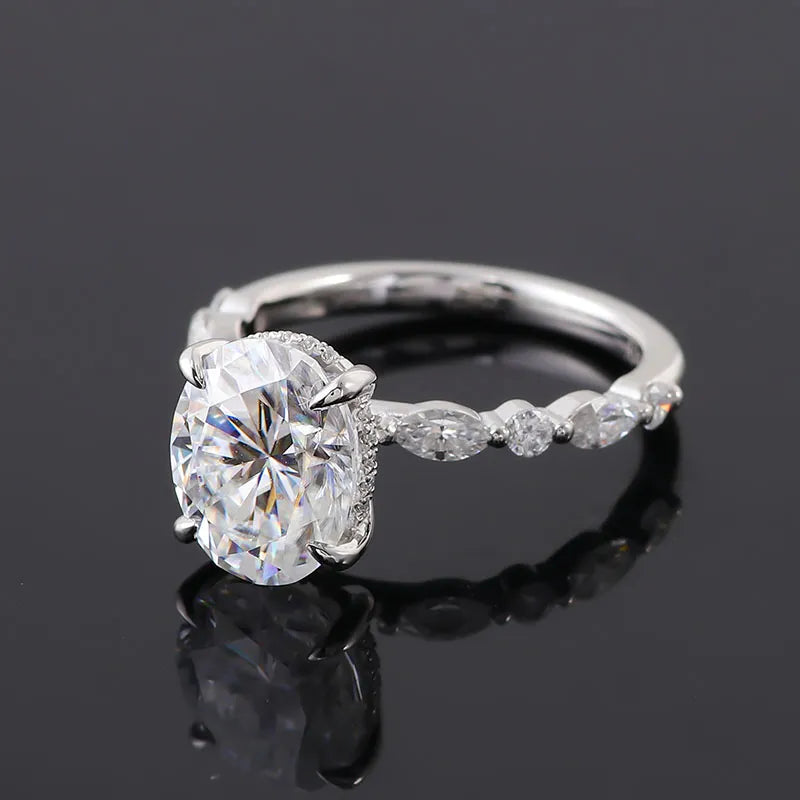 10K-18K , Luxury Oval Moissanite Cluster Ring