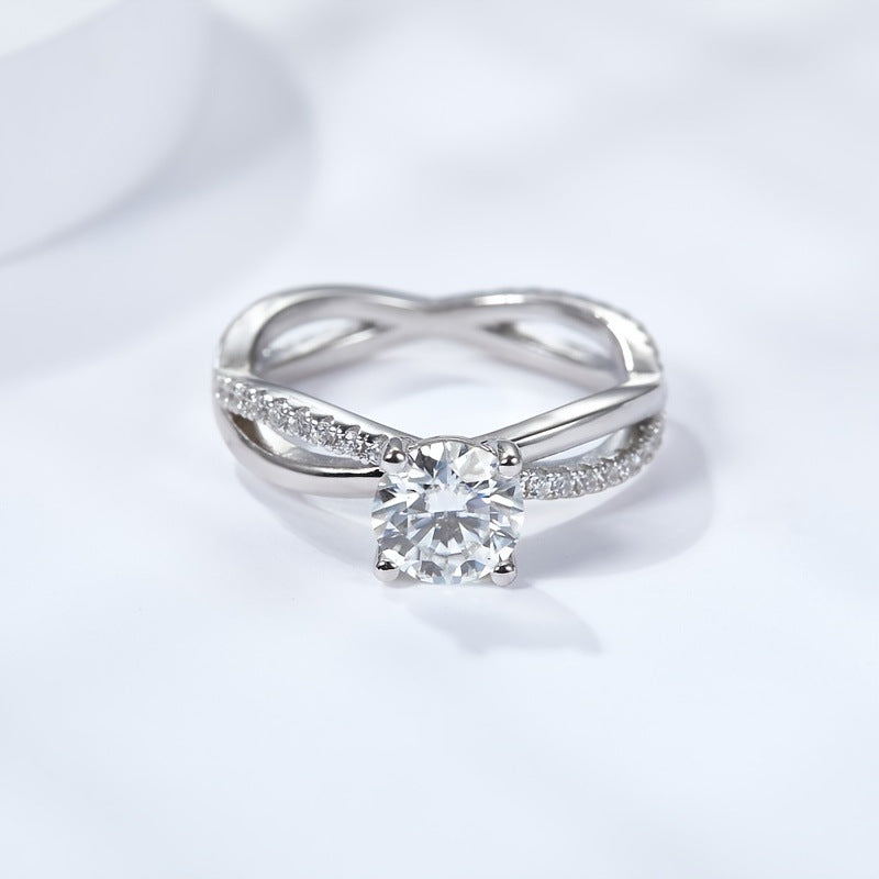 MOISSANITE ENGAGEMENT RING, ROUND CUT 1.00CT, CLASSIC FOUR CLAW SETTING,Synthetic diamonds