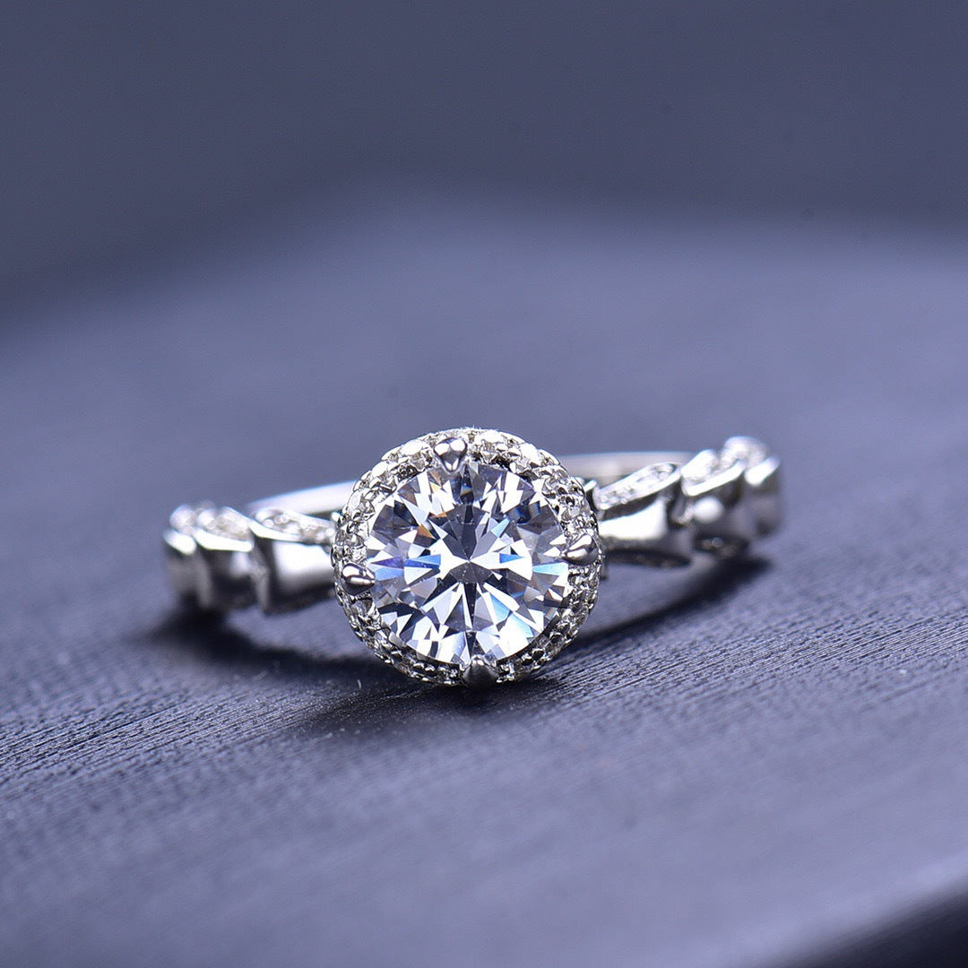 MOISSANITE ENGAGEMENT RING, ROUND CUT 1.00CT, CLASSIC FOUR CLAW SETTING,Synthetic diamonds