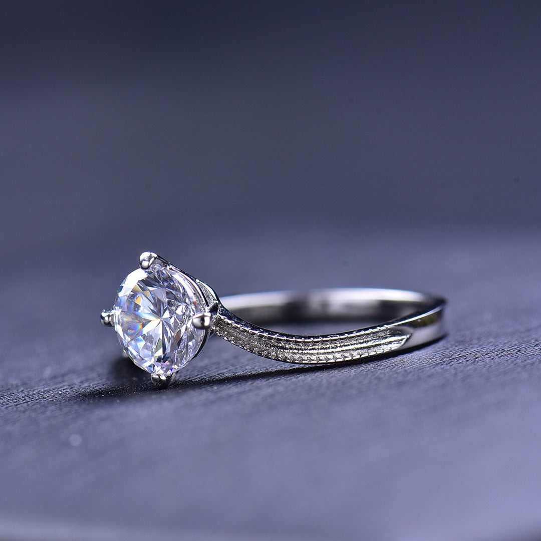 MOISSANITE ENGAGEMENT RING, ROUND CUT 1.00CT, CLASSIC FOUR CLAW SETTING,Synthetic diamonds