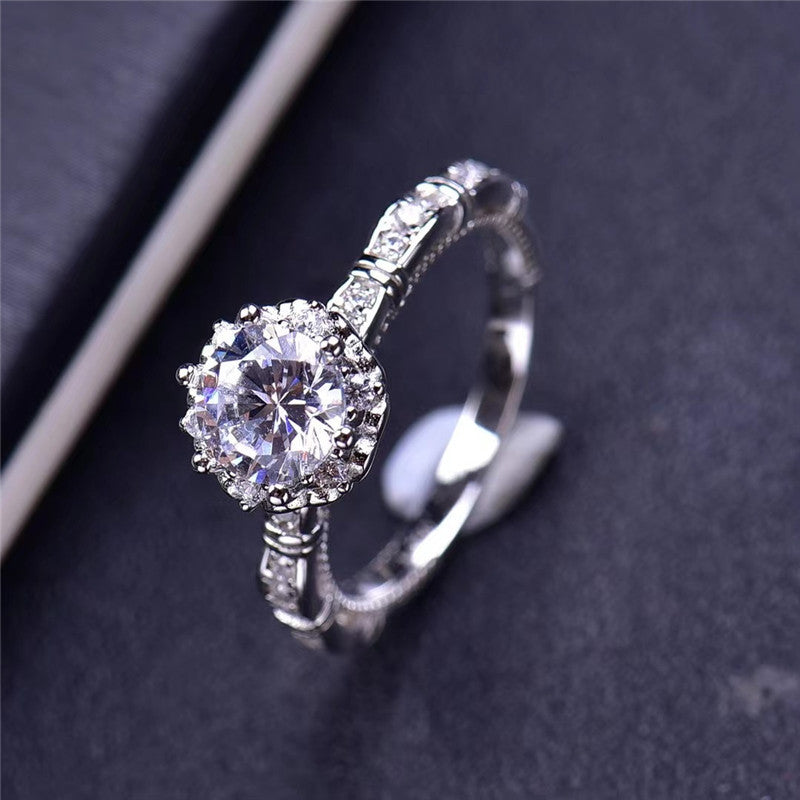 MOISSANITE ENGAGEMENT RING, ROUND CUT 1.00CT, CLASSIC FOUR CLAW SETTING,Synthetic diamonds