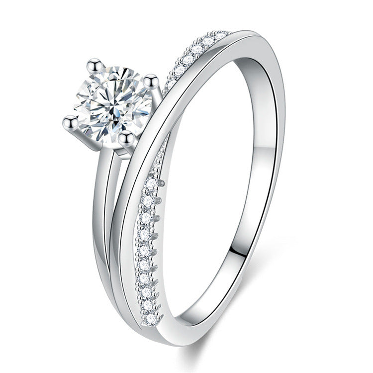 MOISSANITE ENGAGEMENT RING, ROUND CUT 1.00CT, CLASSIC FOUR CLAW SETTING,Synthetic diamonds