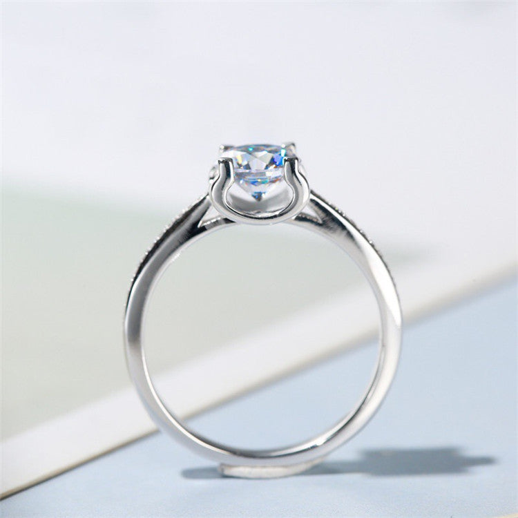 MOISSANITE ENGAGEMENT RING, ROUND CUT 1.00CT, Vintage FOUR CLAW SETTING,Synthetic diamonds